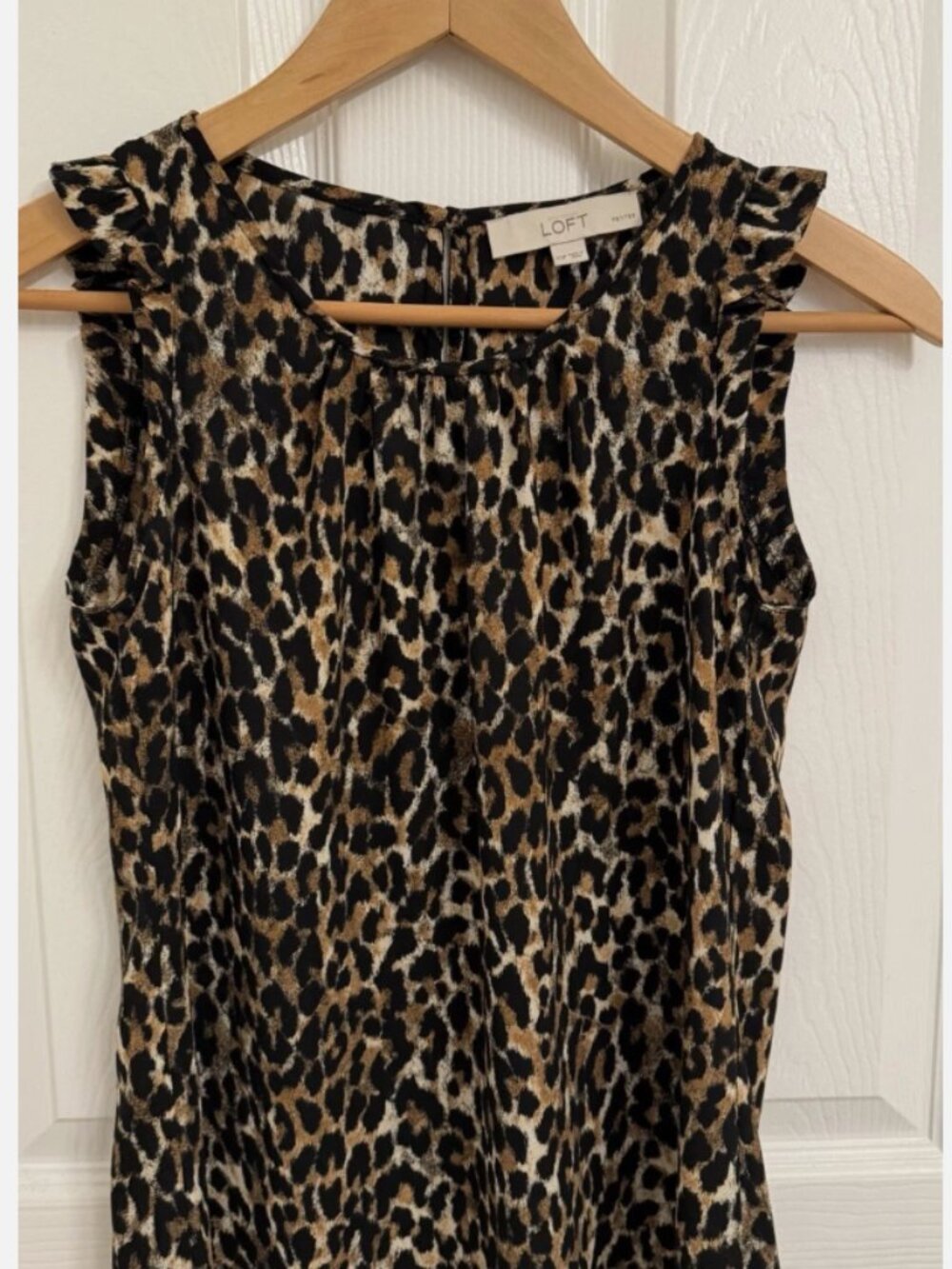 LOFT Sleeveless Leopard Print Blouse Size XS Petite
